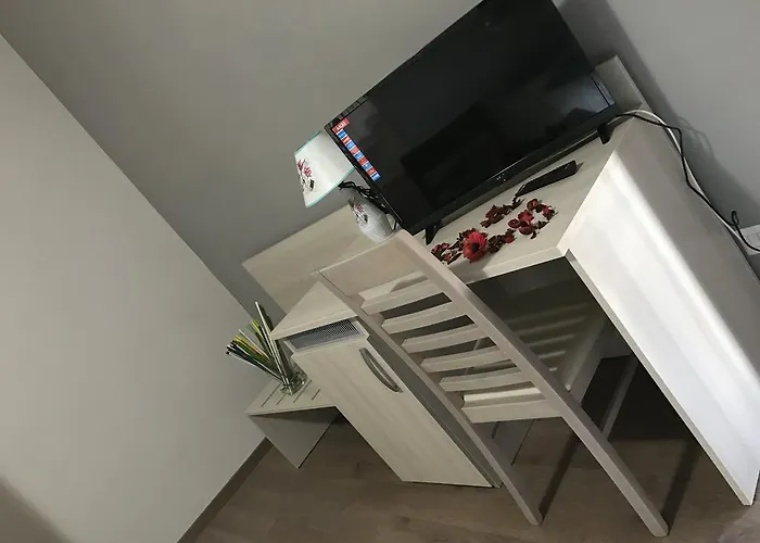 La Divina Commedia בית הארחה Orria