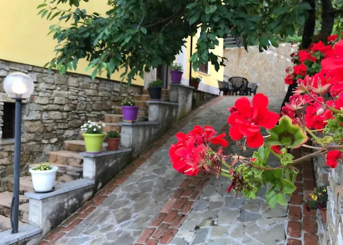 La Divina Commedia בית הארחה 3*